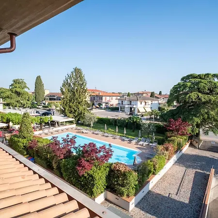 Hotel Gardenia Sirmione Exterior photo
