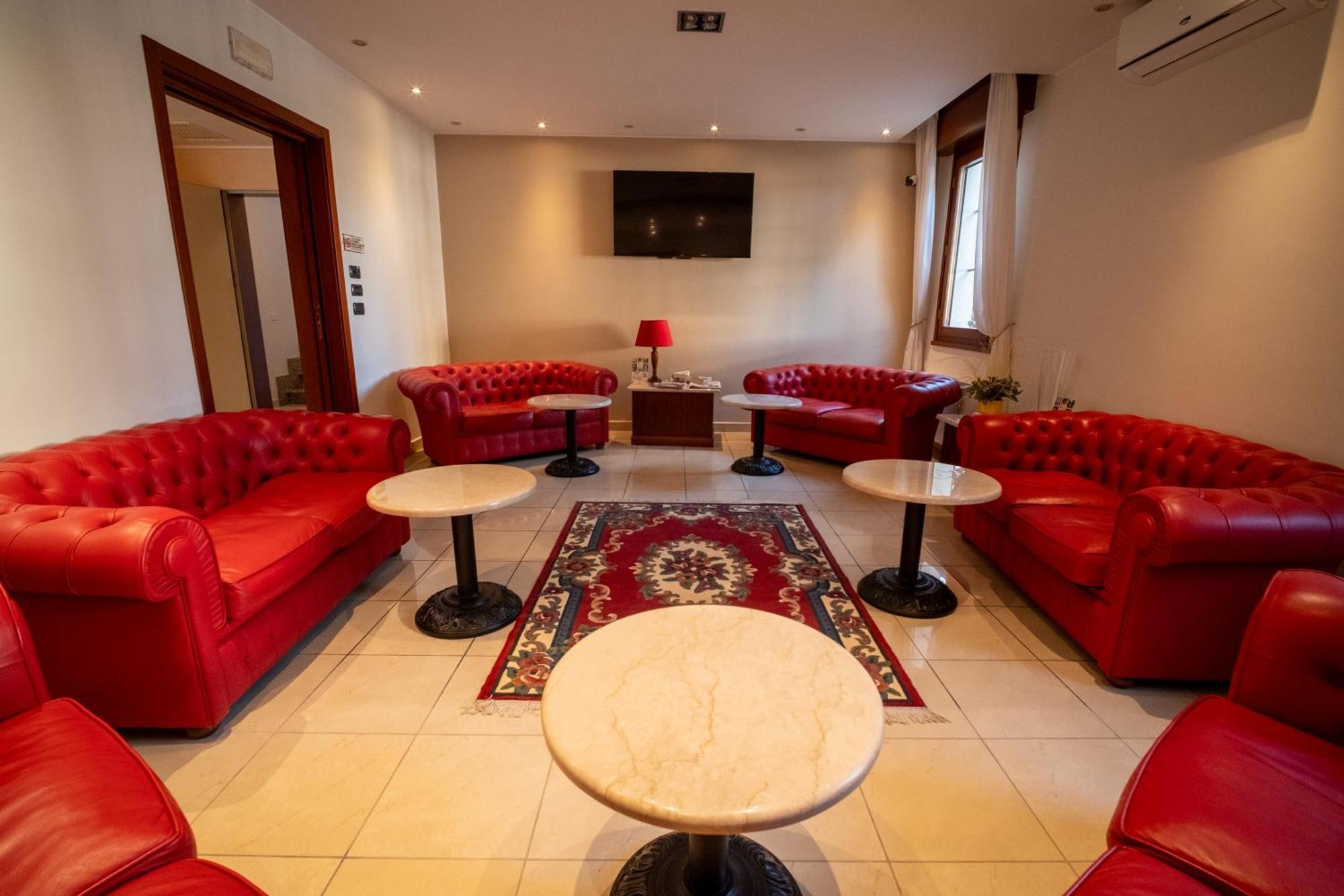 Gardenia Hotel
